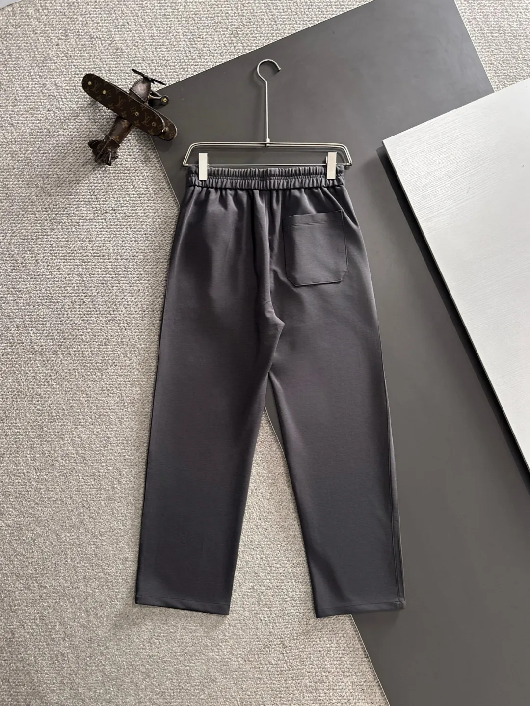 P150， 🐎 🆕2026 New Arrival ！ Classic LOGO ， ， ， 。 ， 。 ：Black Dark Gray Size：29-36